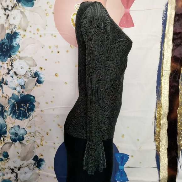 Olivia Paige top Black Burnout Bell sleeves size S - Picture 7 of 10